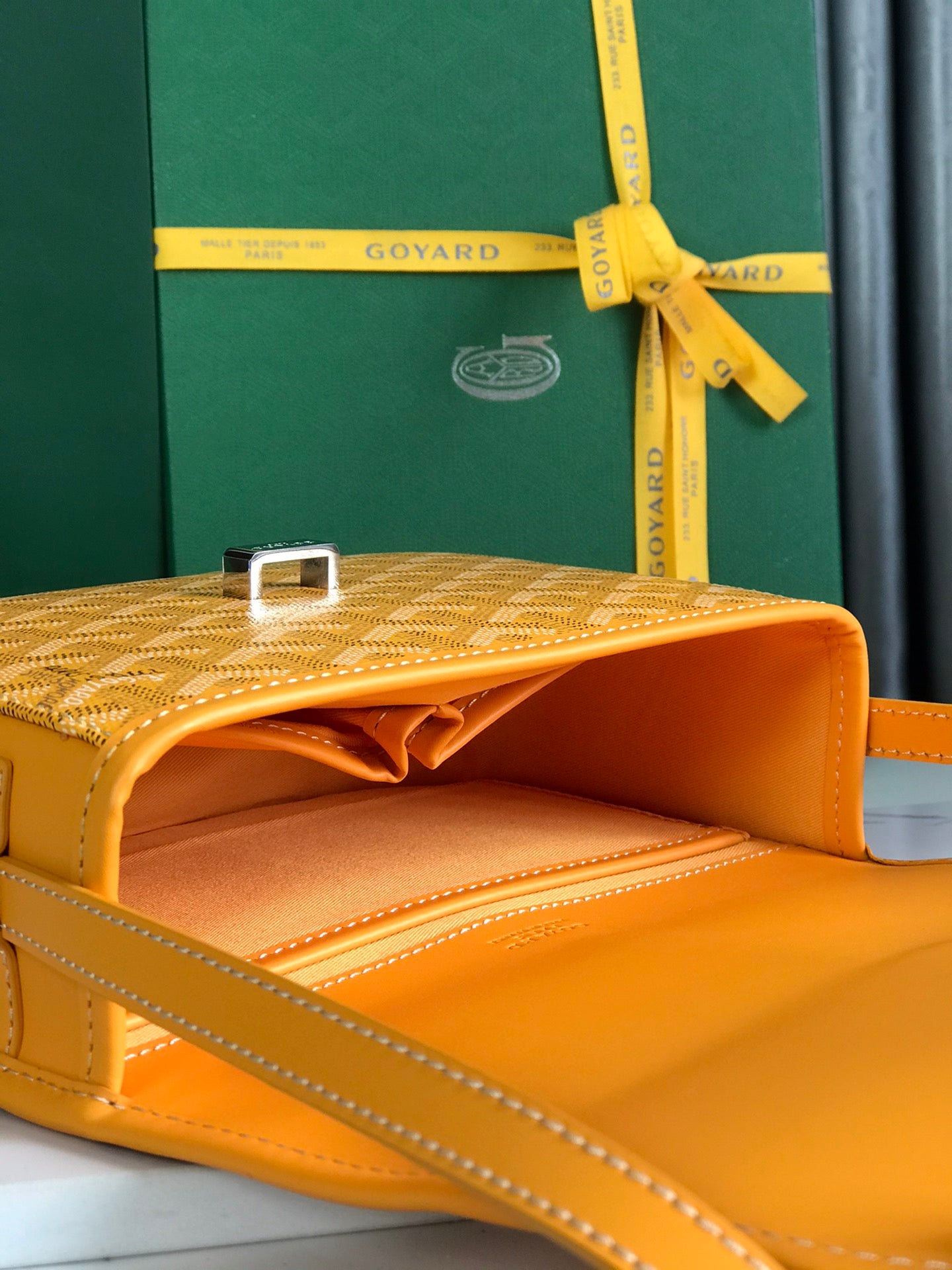 Belvédère II Messenger Bag