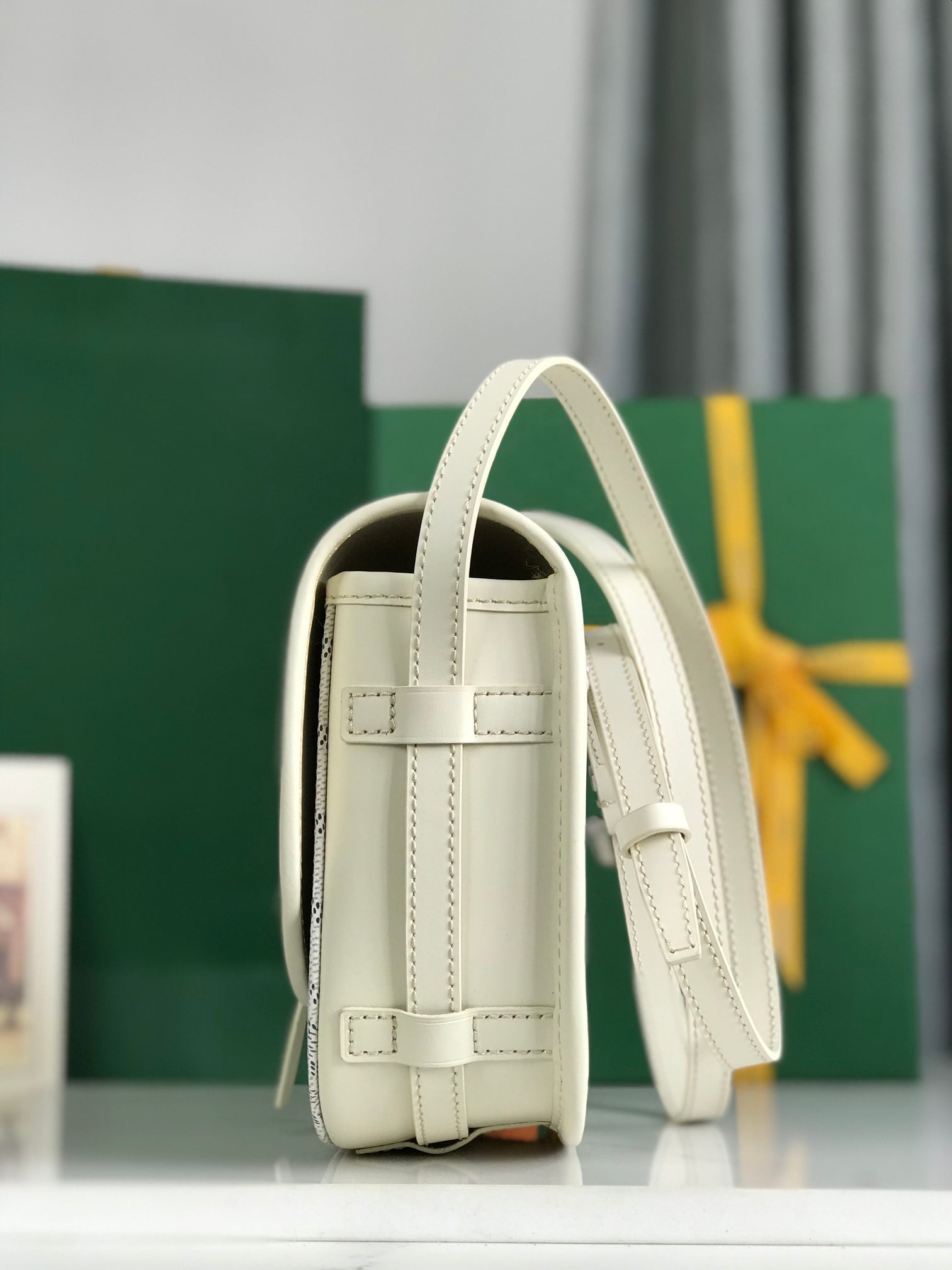 Belvédère II Messenger Bag