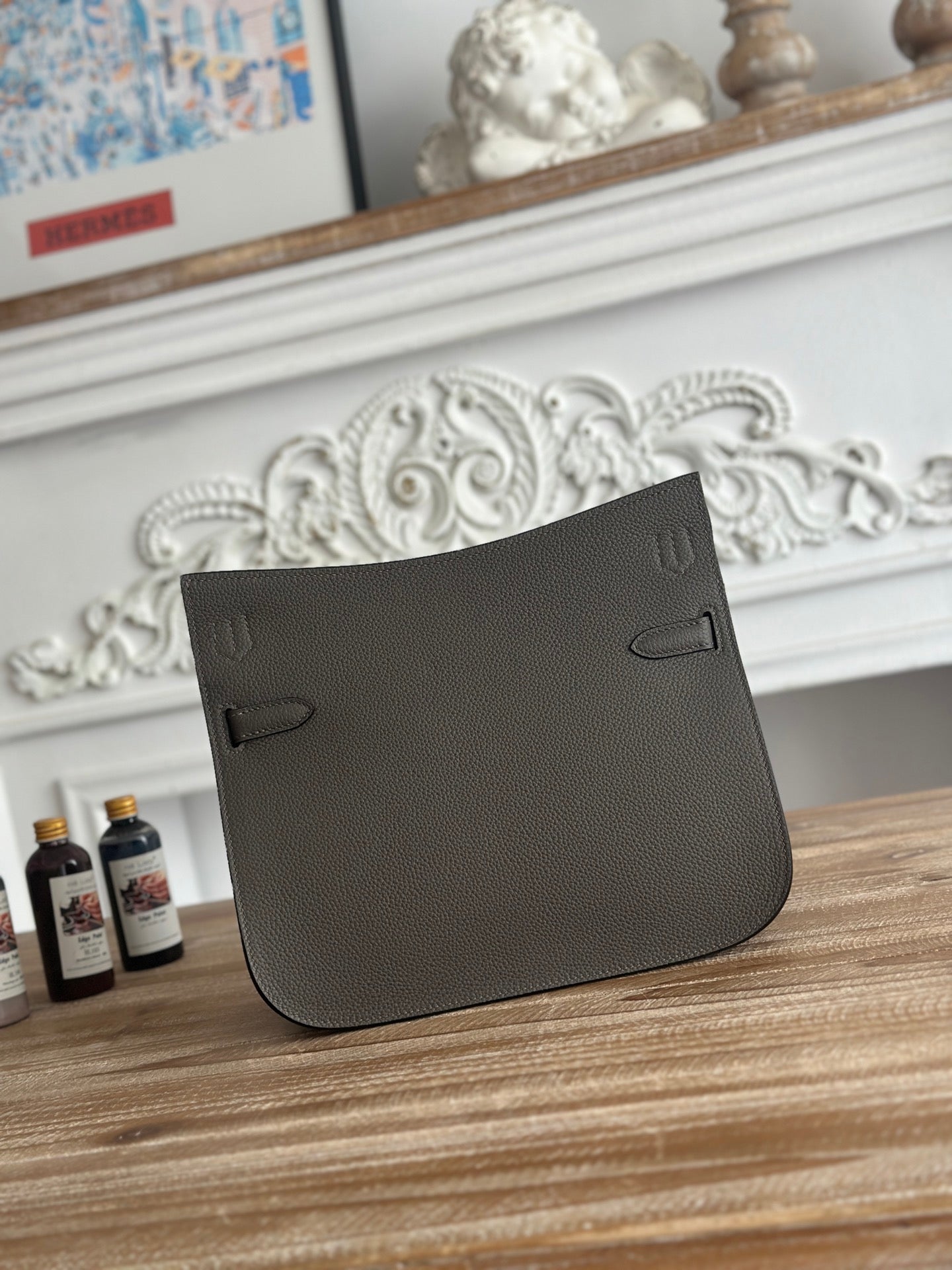 Jypsiere 28cm – Togo Leather | Pewter Grey | Silver Hardware