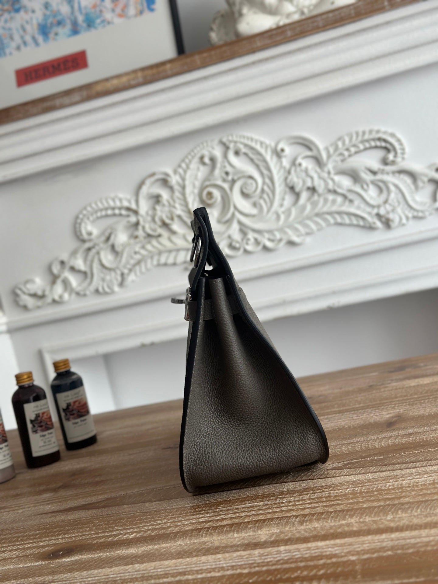 Jypsiere 28cm – Togo Leather | Pewter Grey | Silver Hardware