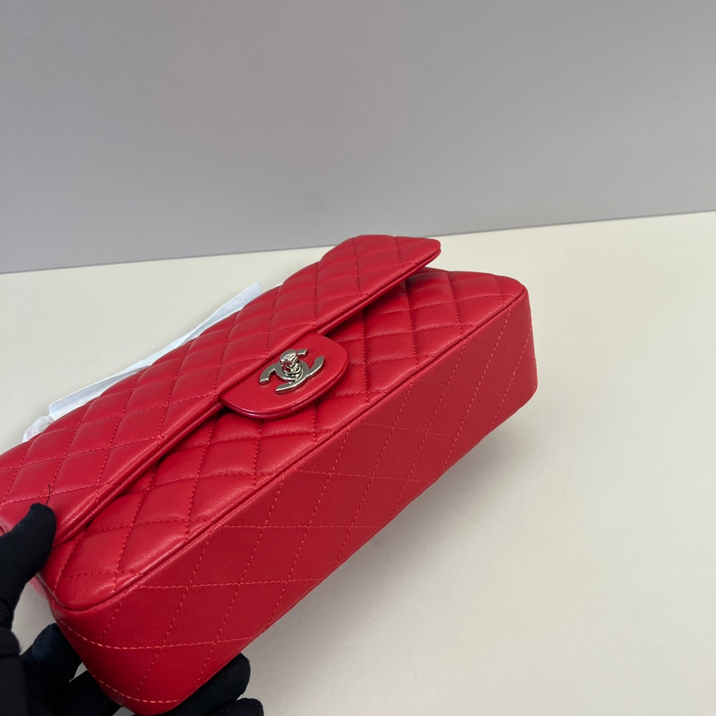 2.55 Medium Flap Bag