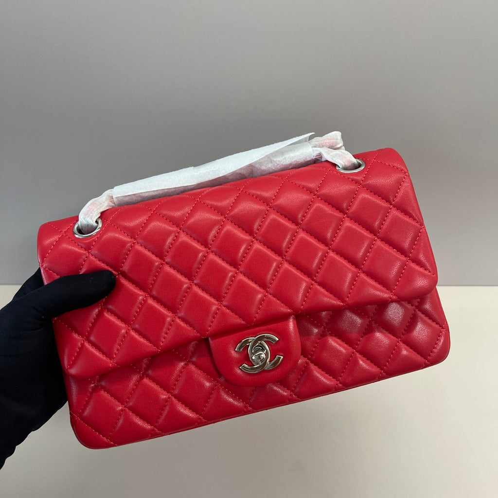 2.55 Medium Flap Bag