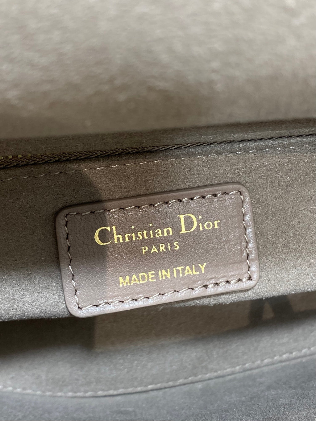 Lady Quilted Leather Top Handle Bag