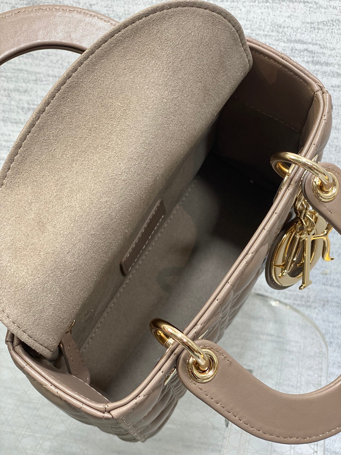 Lady Quilted Leather Top Handle Bag