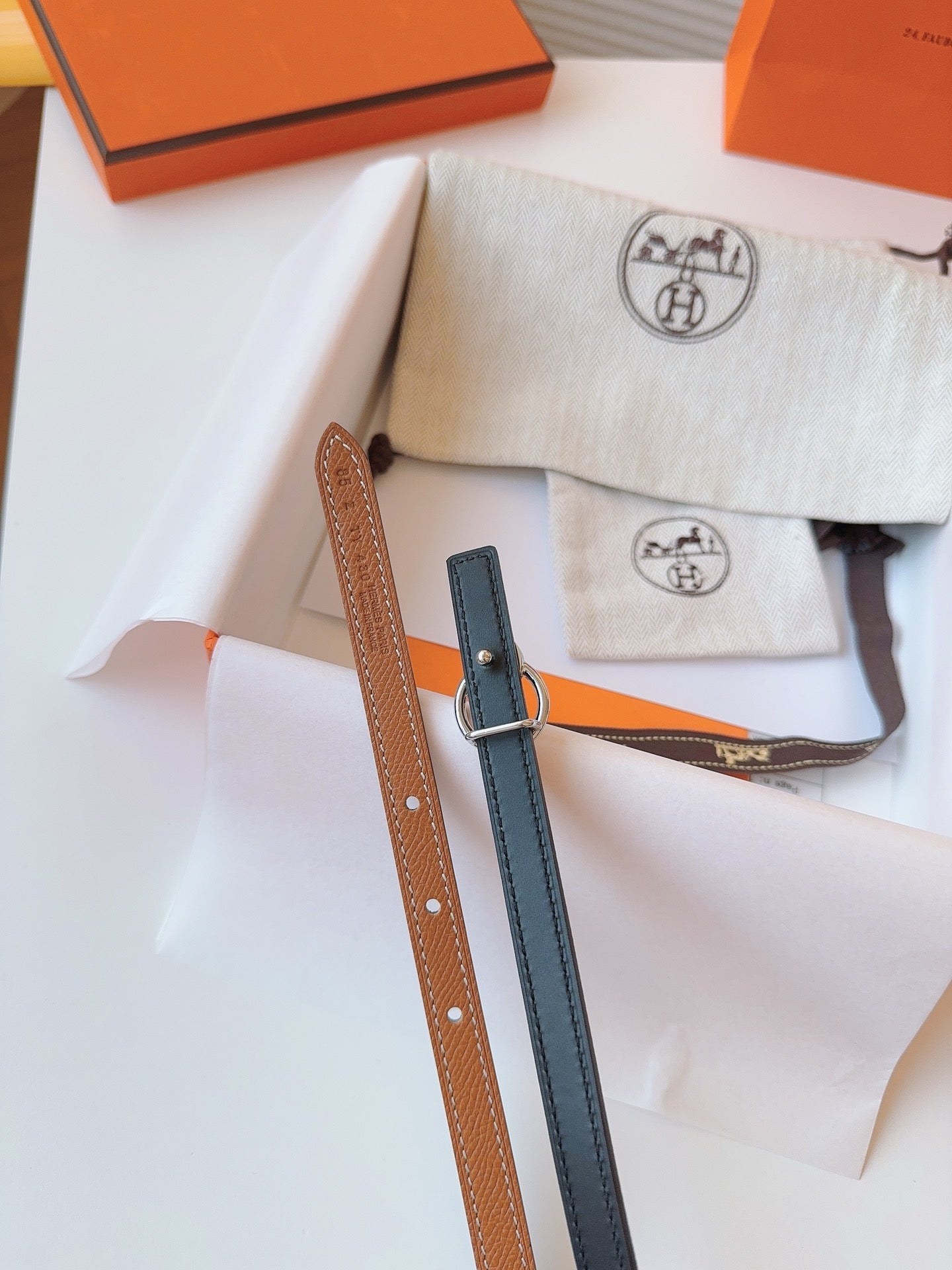 Reversible Slim Belt – Gold / Black