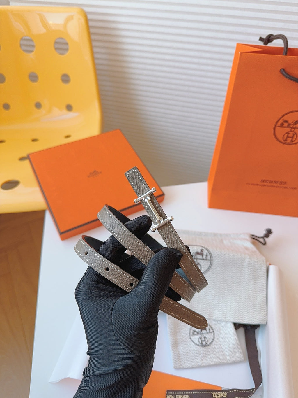 Slim Reversible Belt – Etoupe / Black (Silver Hardware)