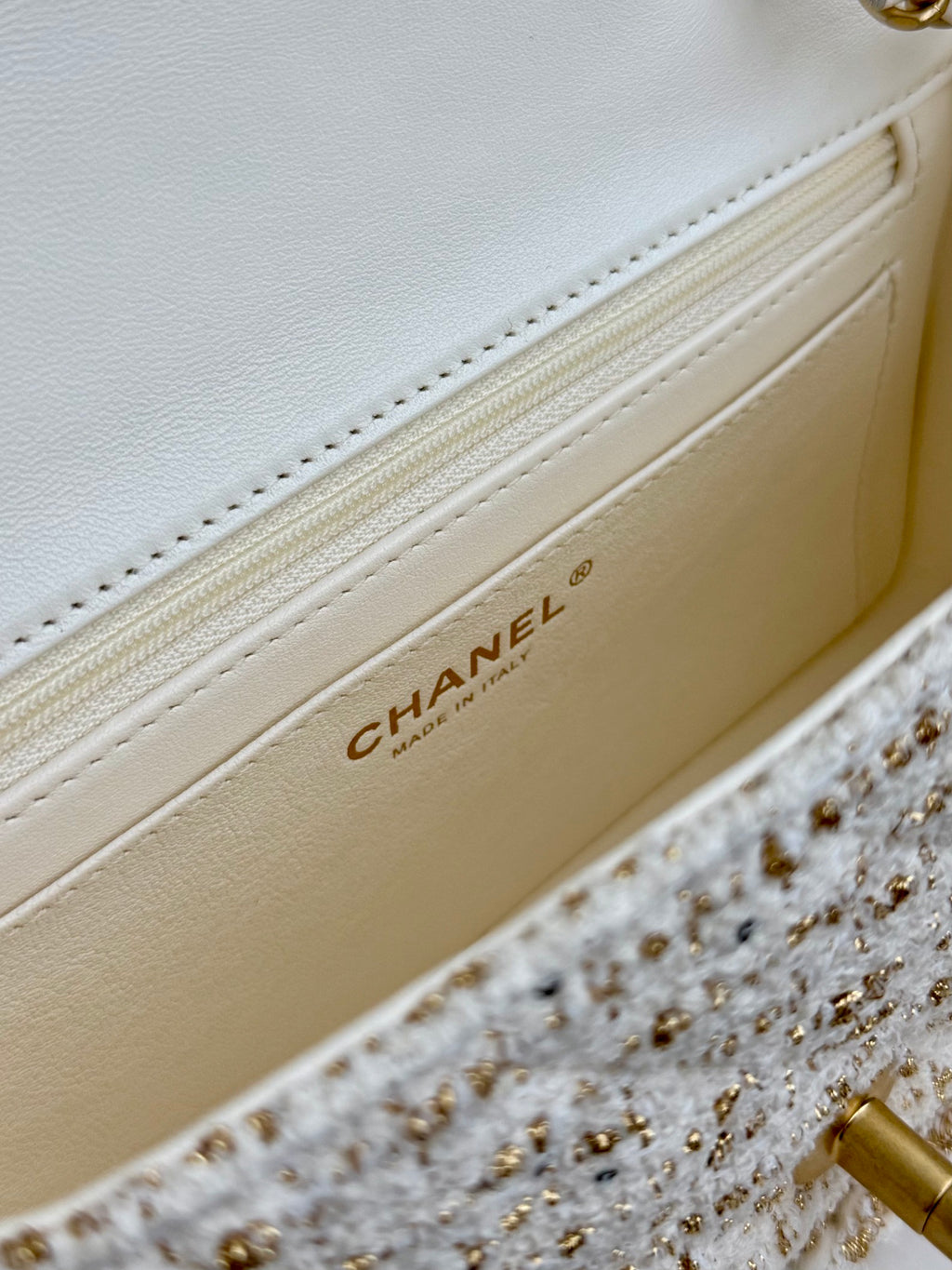 26 Tweed Flap Shoulder Bag