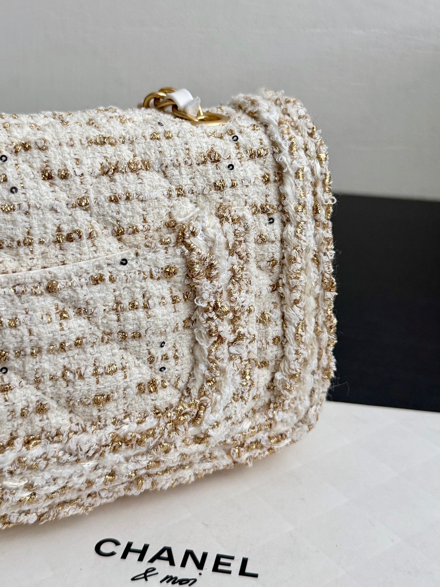 26 Tweed Flap Shoulder Bag