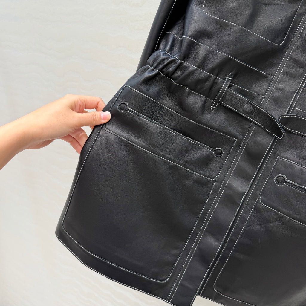 Hooded Sheepskin Jacket – Modern Utility Elegance