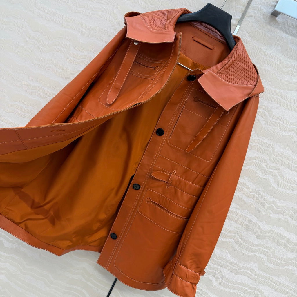 Hooded Sheepskin Jacket – Modern Utility Elegance