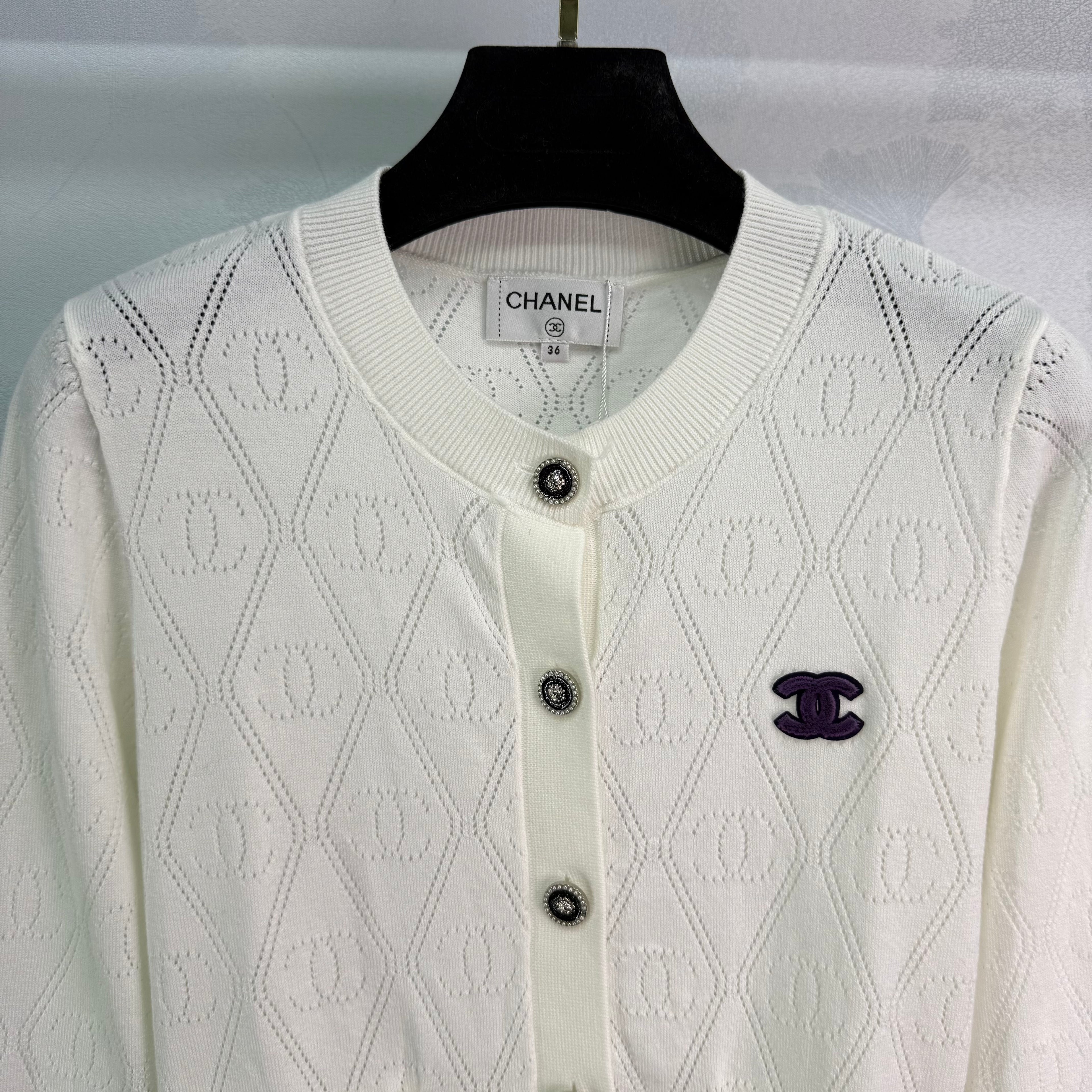 Textured Buttoned Knit Cardigan