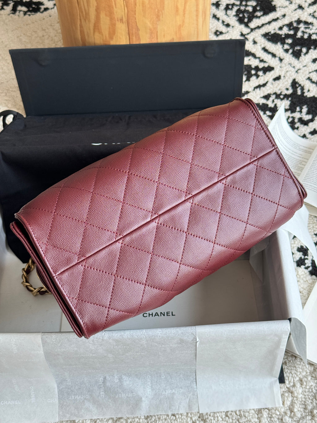 25 Medium Quilted Hobo Handbag