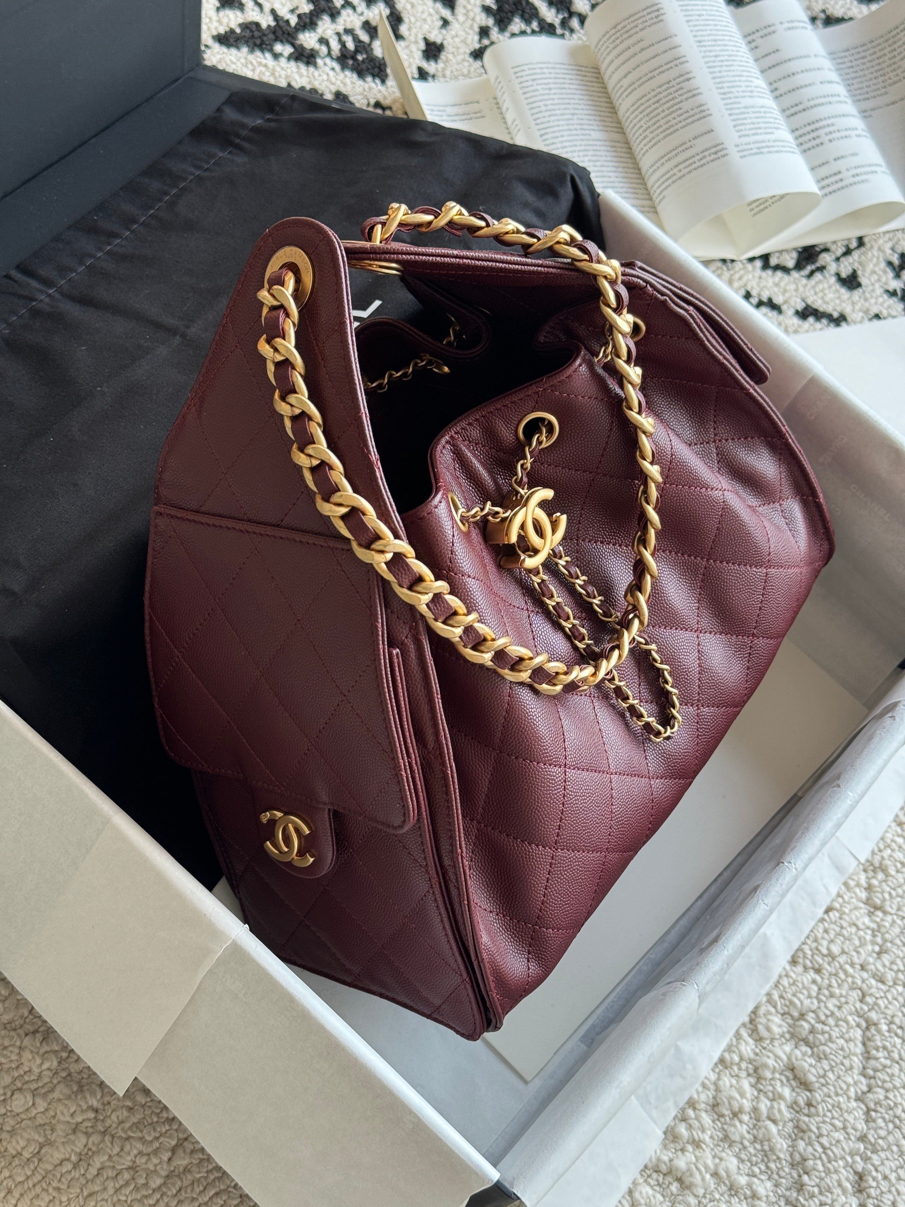 25 Medium Quilted Hobo Handbag