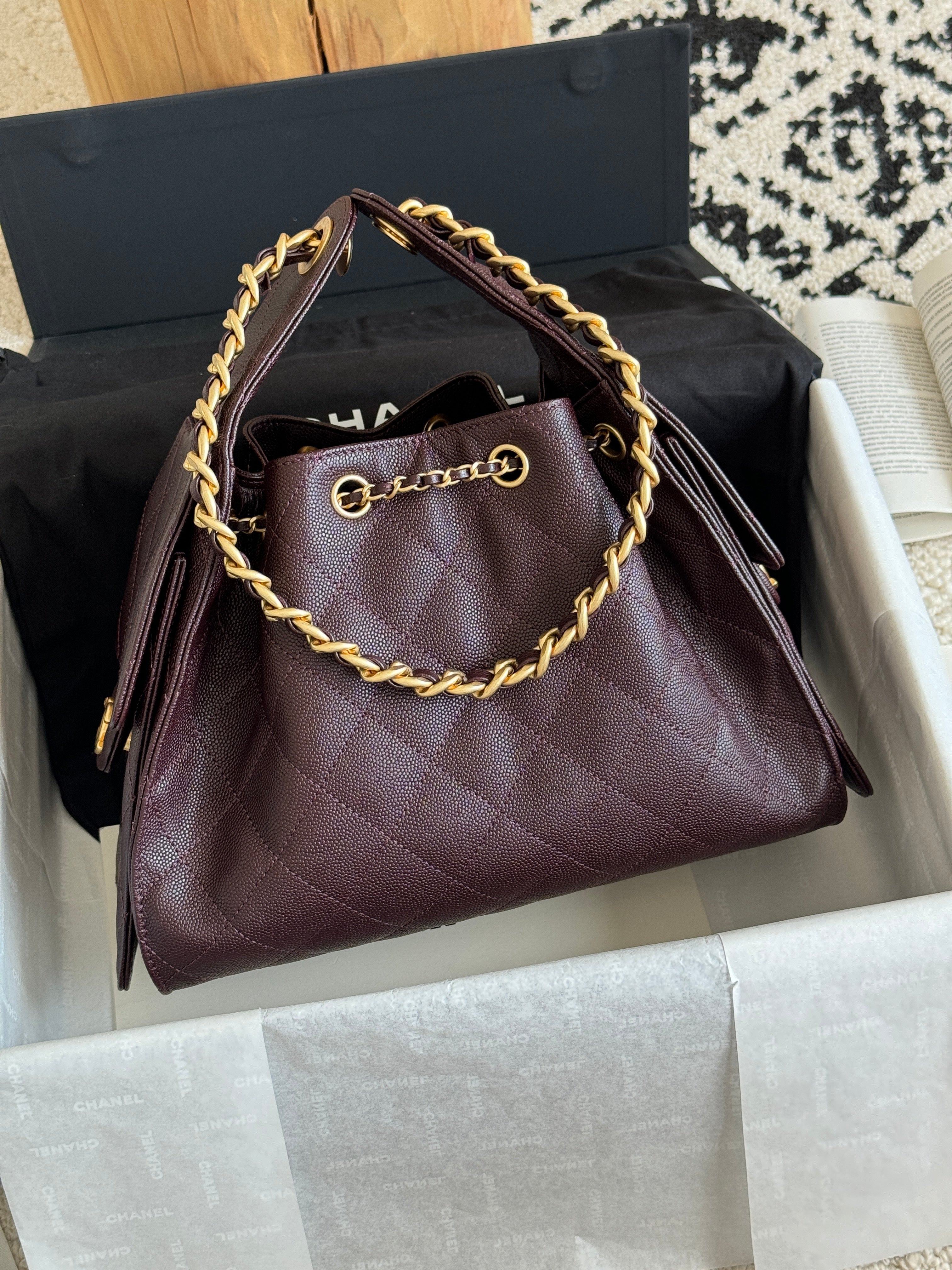 25 Medium Quilted Hobo Handbag