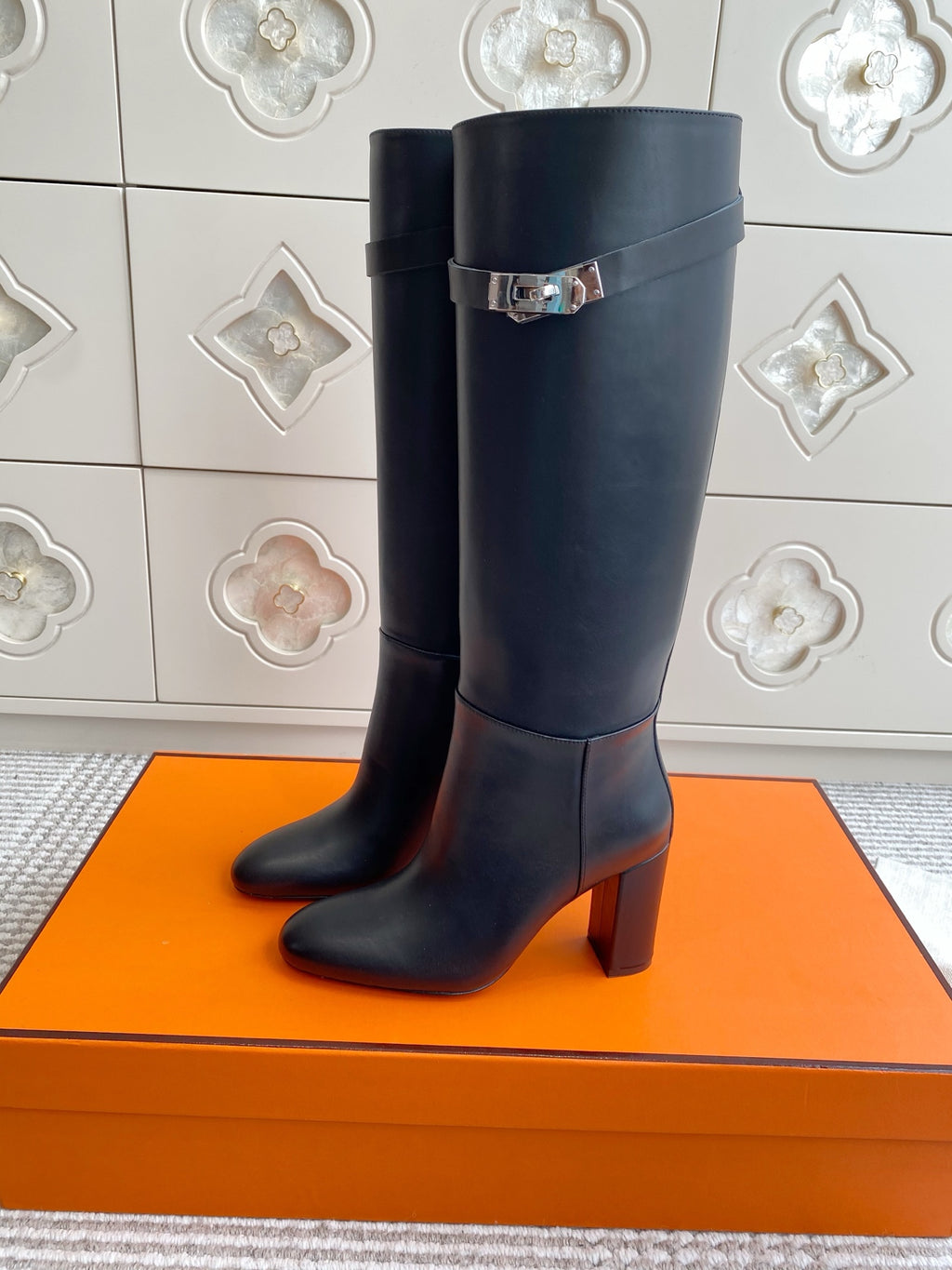 Kelly Buckle Knee-High Leather Heeled Boots