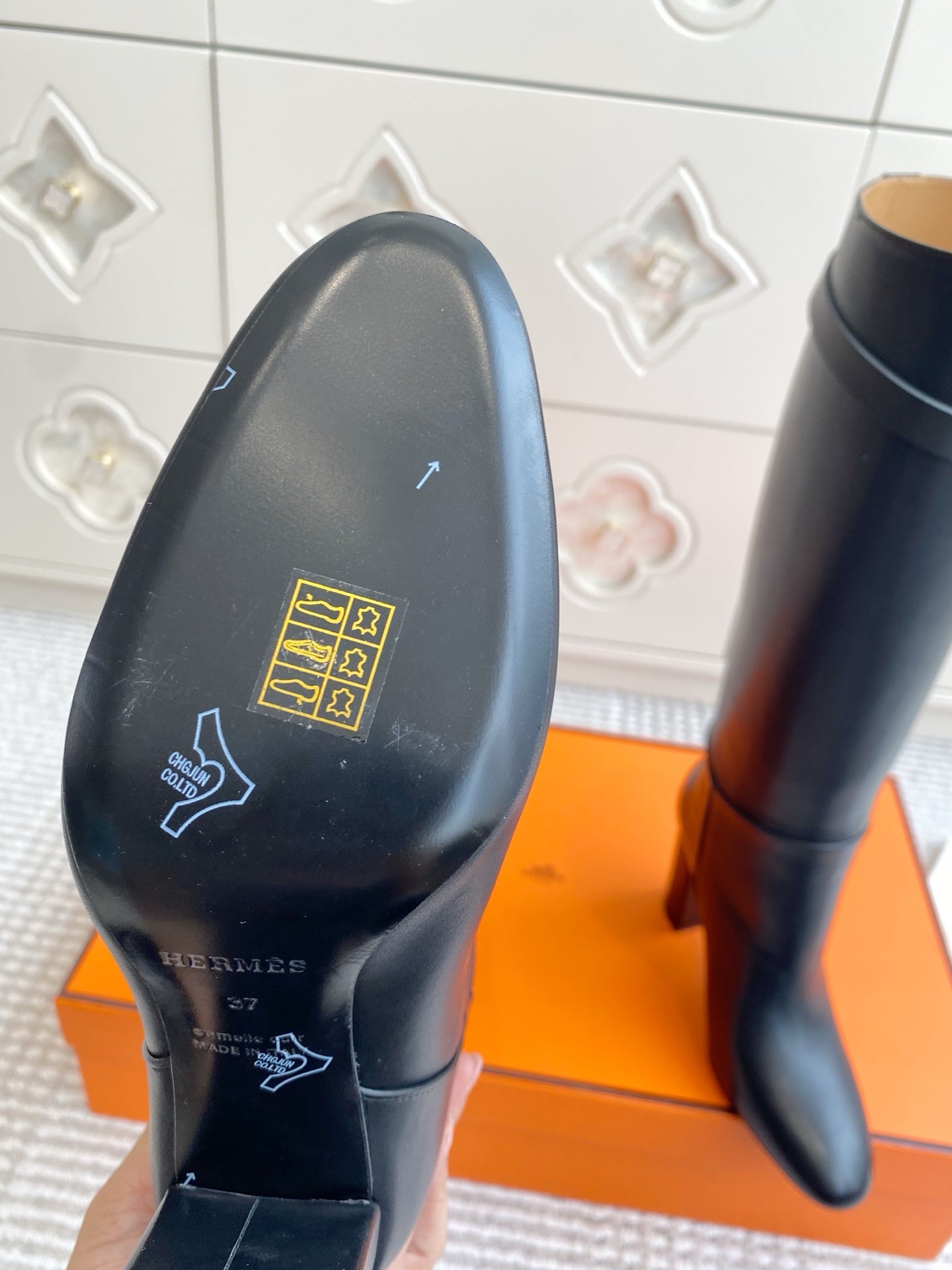 Kelly Buckle Knee-High Leather Heeled Boots