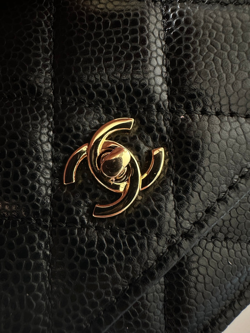 Quilted Classic Wallet on Chain