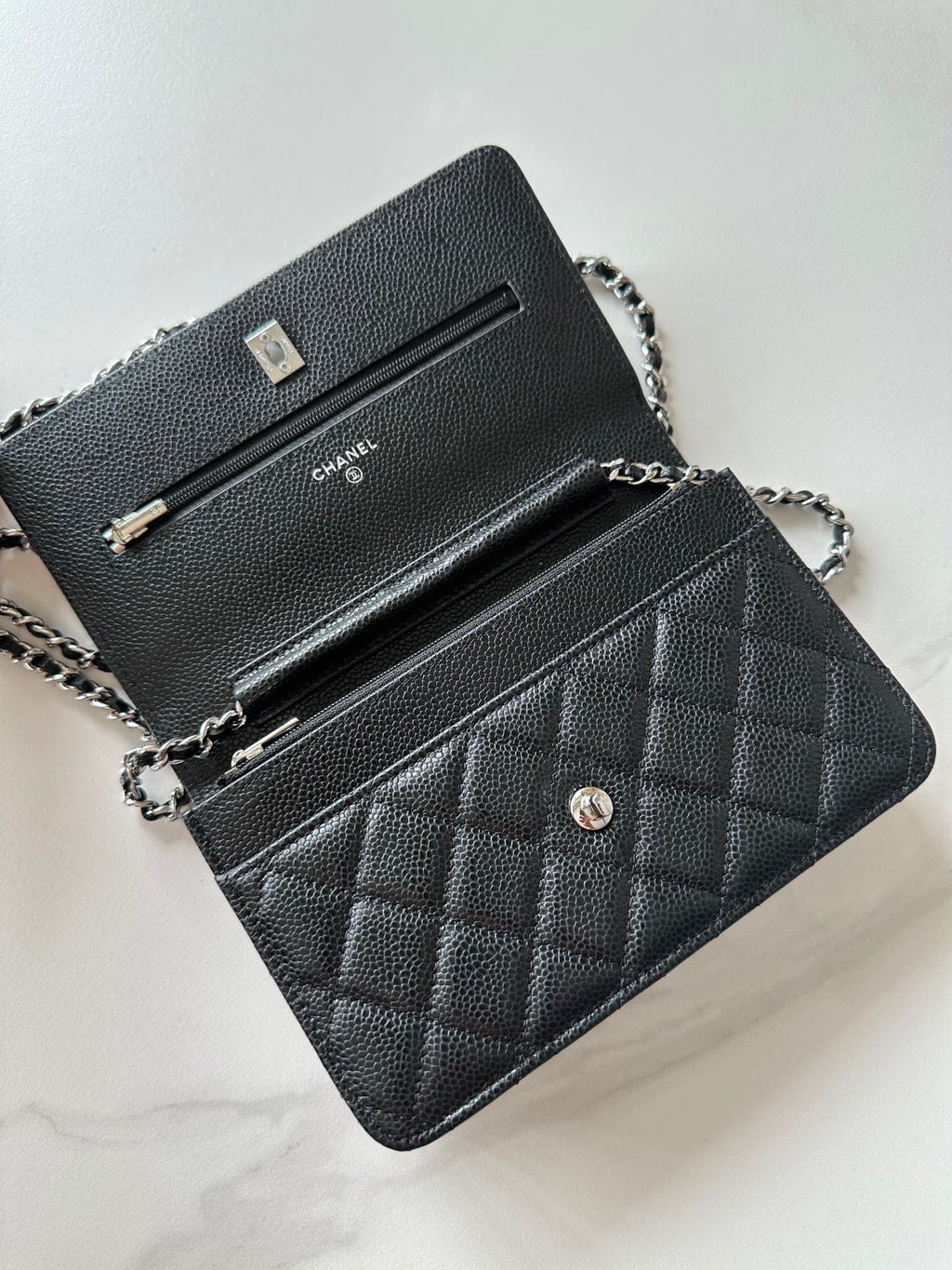 Quilted Classic Wallet on Chain