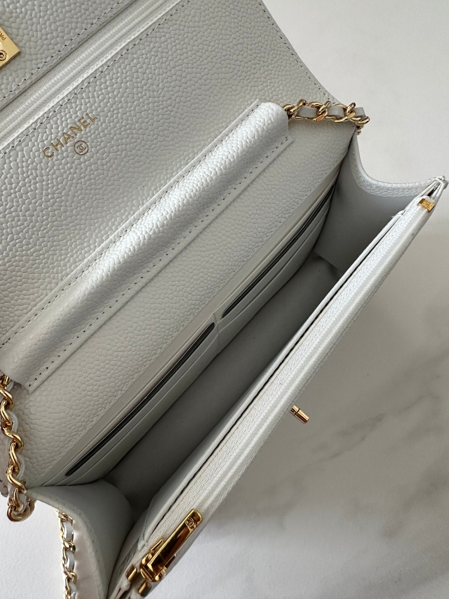 Quilted Classic Wallet on Chain