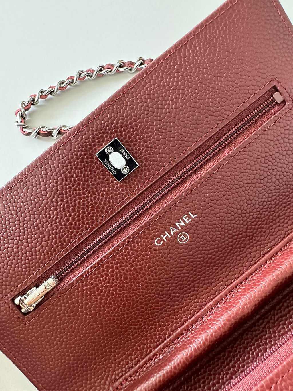 Quilted Classic Wallet on Chain