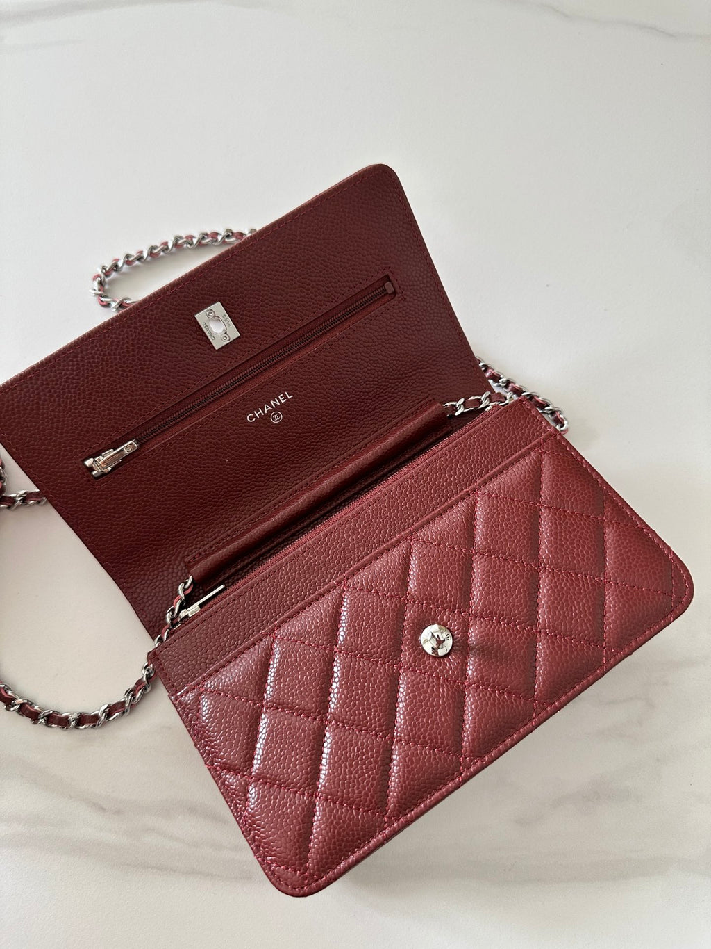 Quilted Classic Wallet on Chain