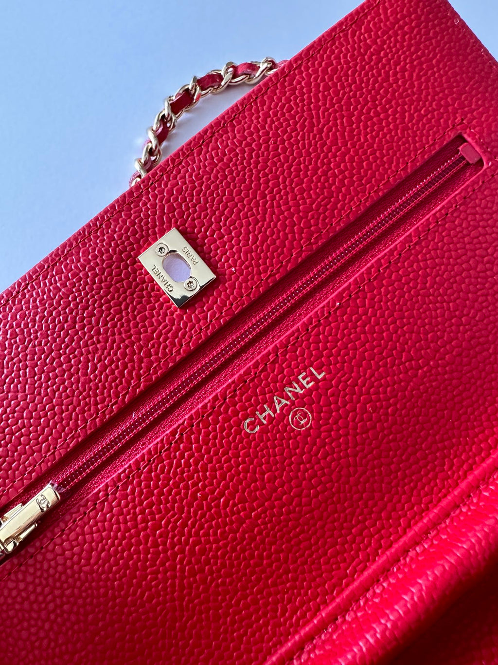 Quilted Classic Wallet on Chain