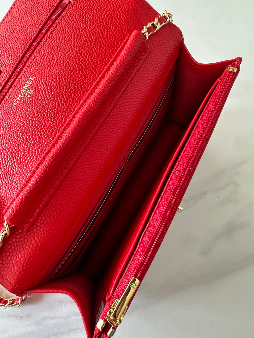 Quilted Classic Wallet on Chain