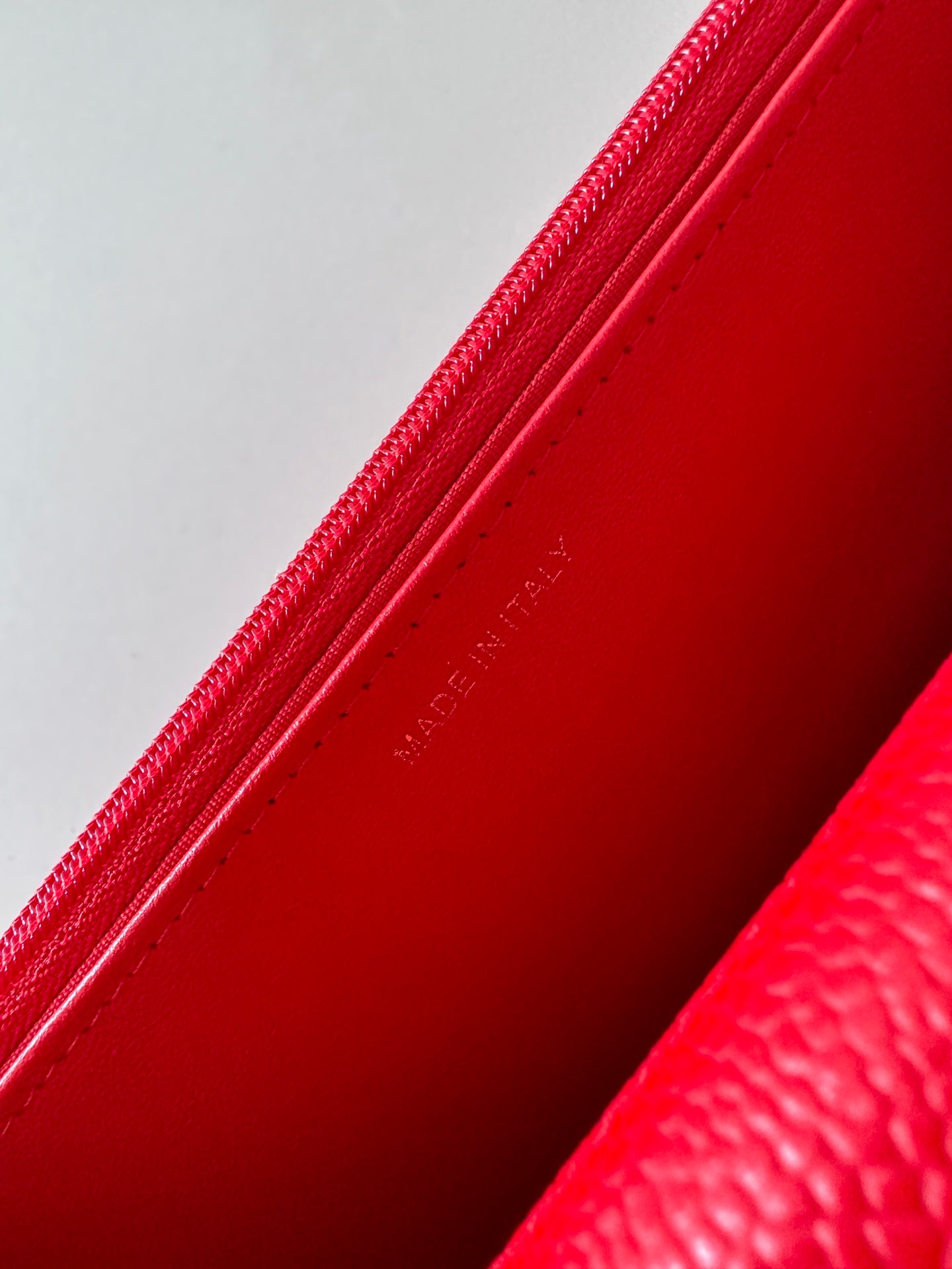 Quilted Classic Wallet on Chain