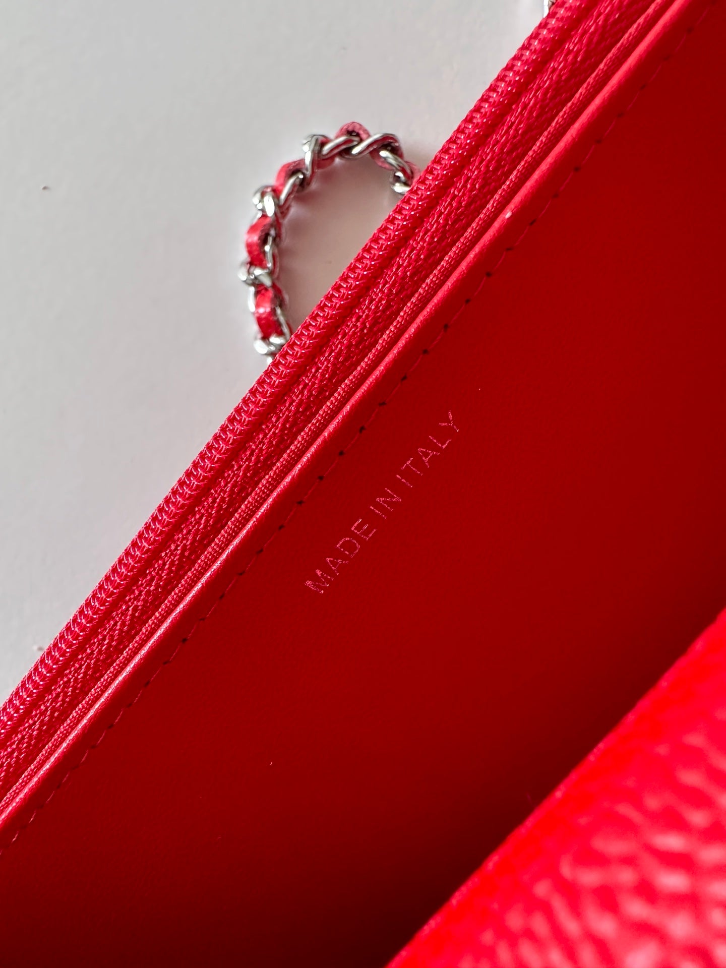 Quilted Classic Wallet on Chain