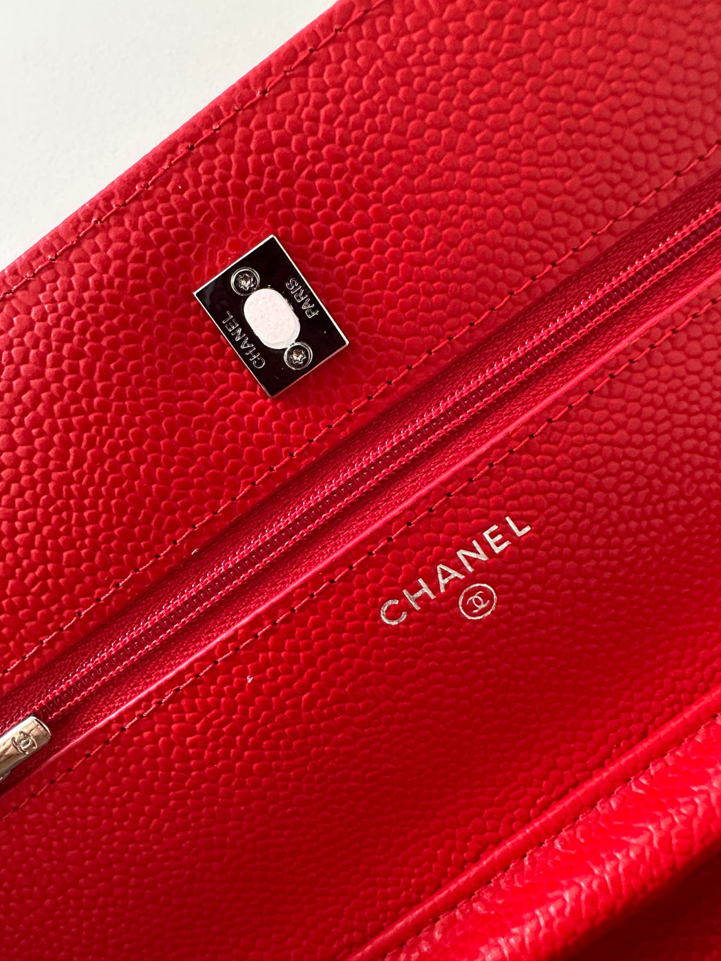 Quilted Classic Wallet on Chain