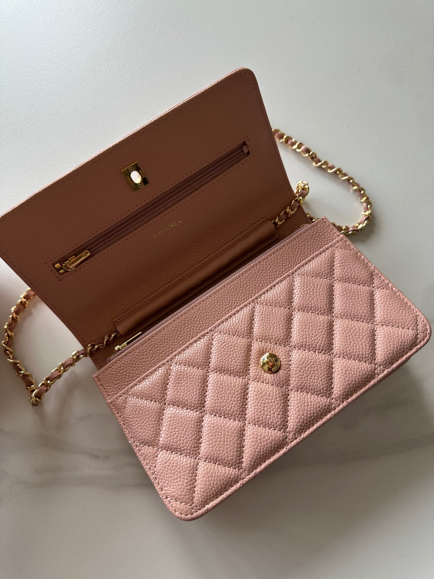 Quilted Classic Wallet on Chain