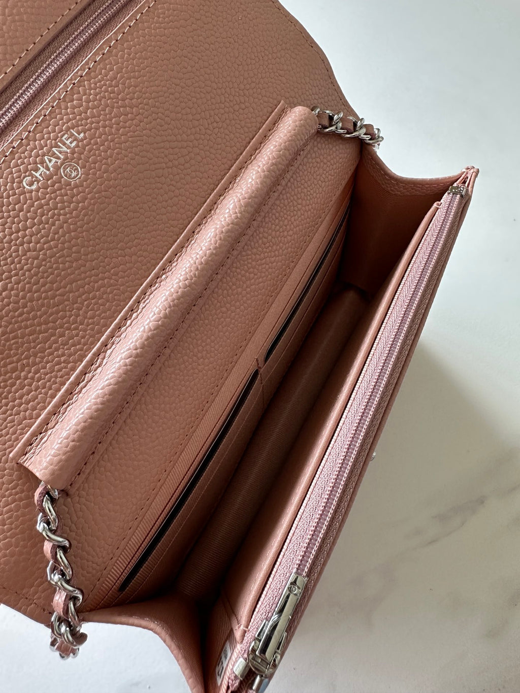 Quilted Classic Wallet on Chain