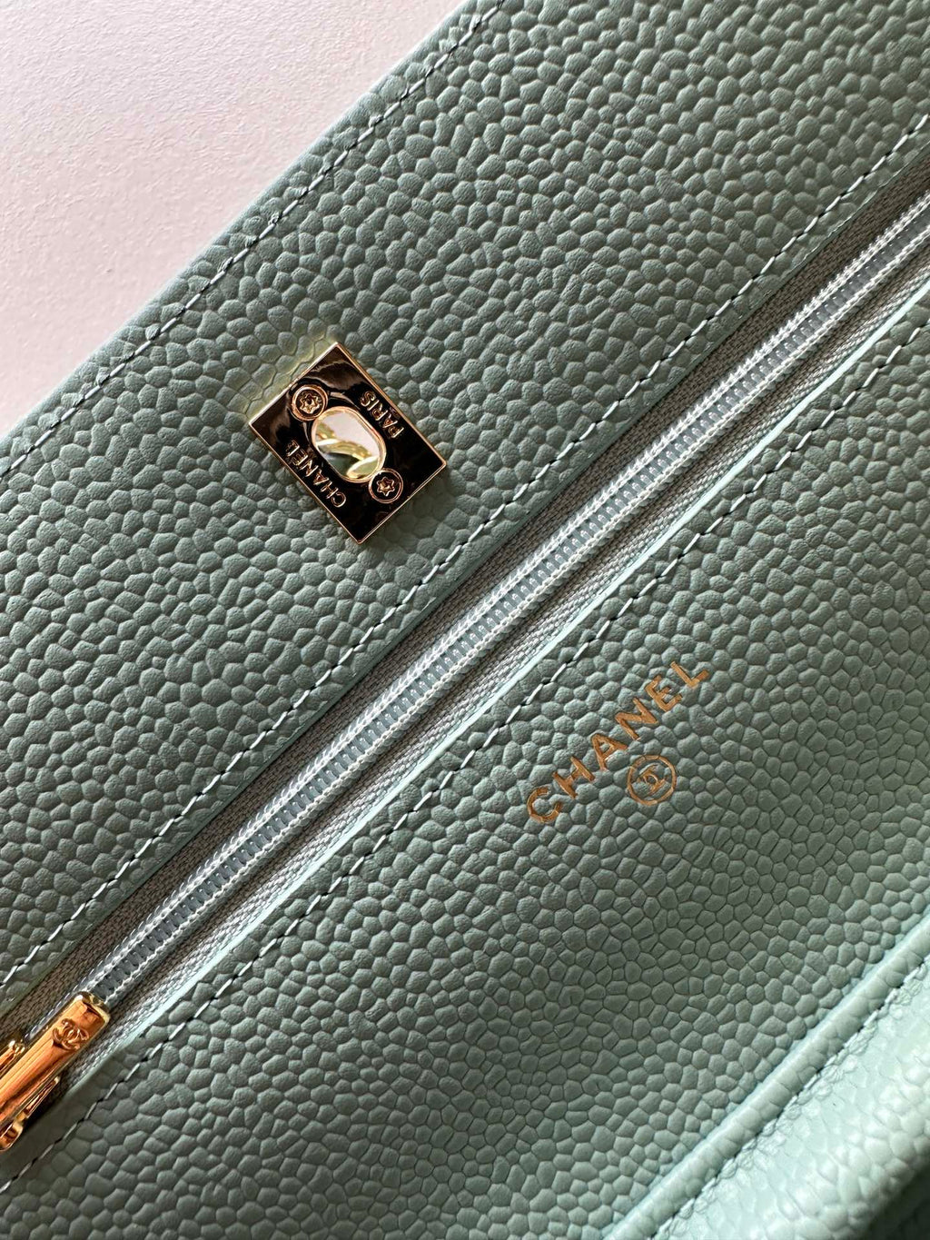 Quilted Classic Wallet on Chain