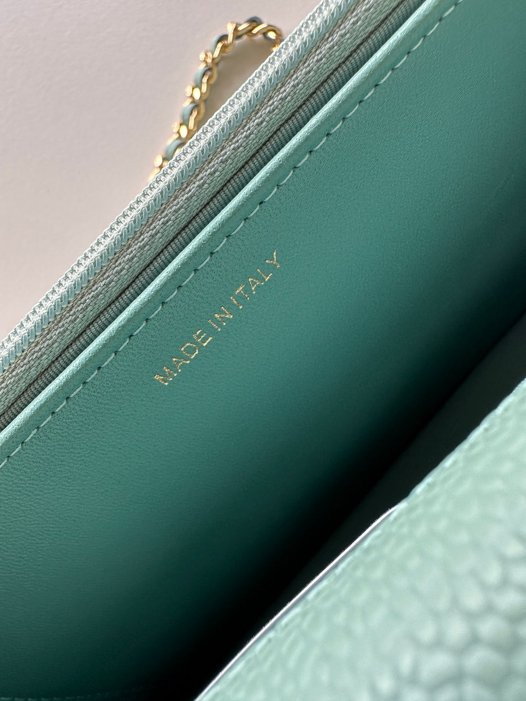 Quilted Classic Wallet on Chain