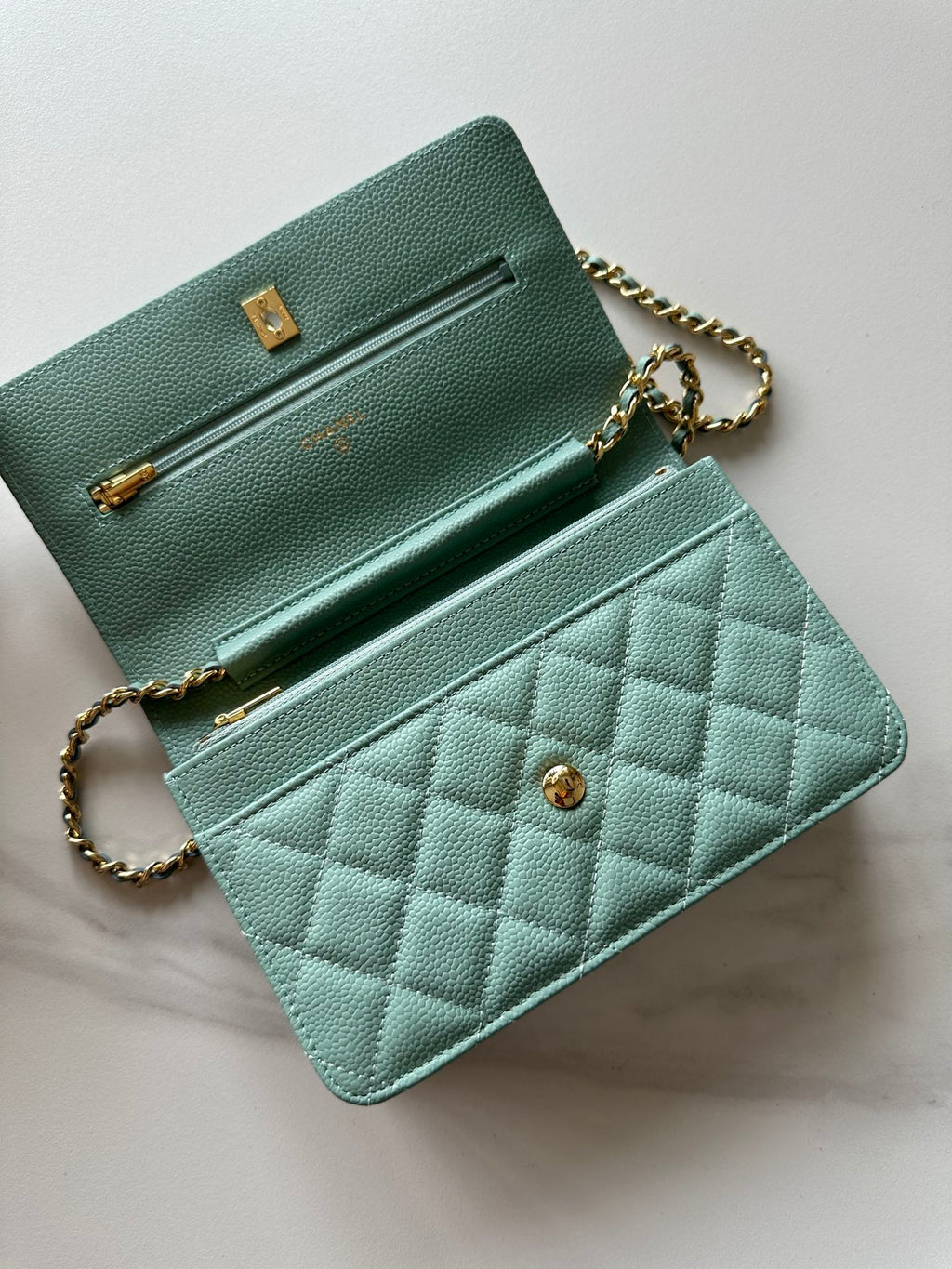 Quilted Classic Wallet on Chain