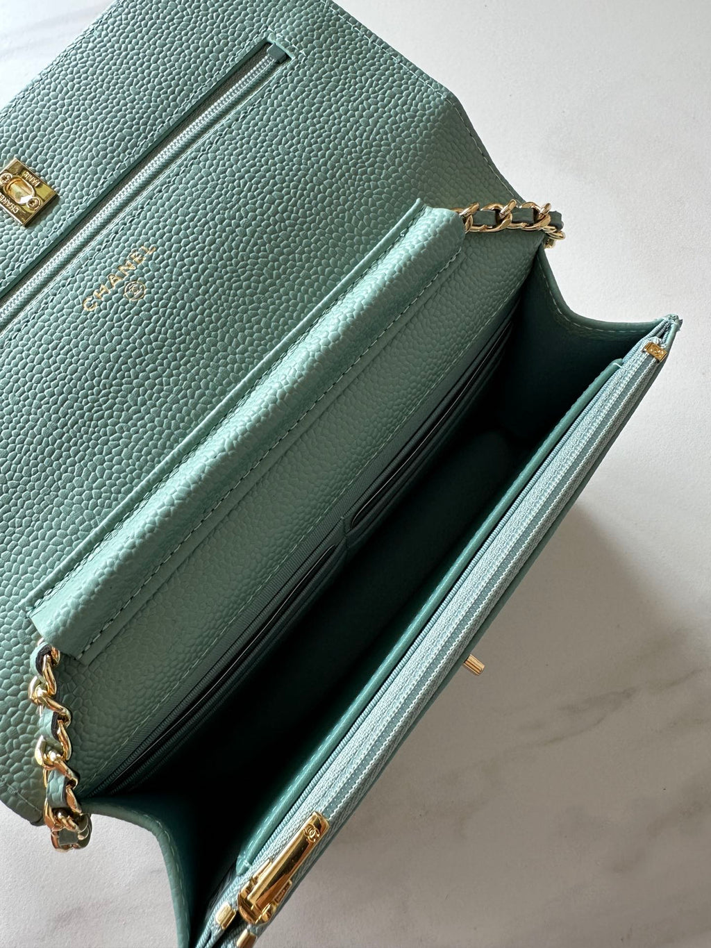 Quilted Classic Wallet on Chain