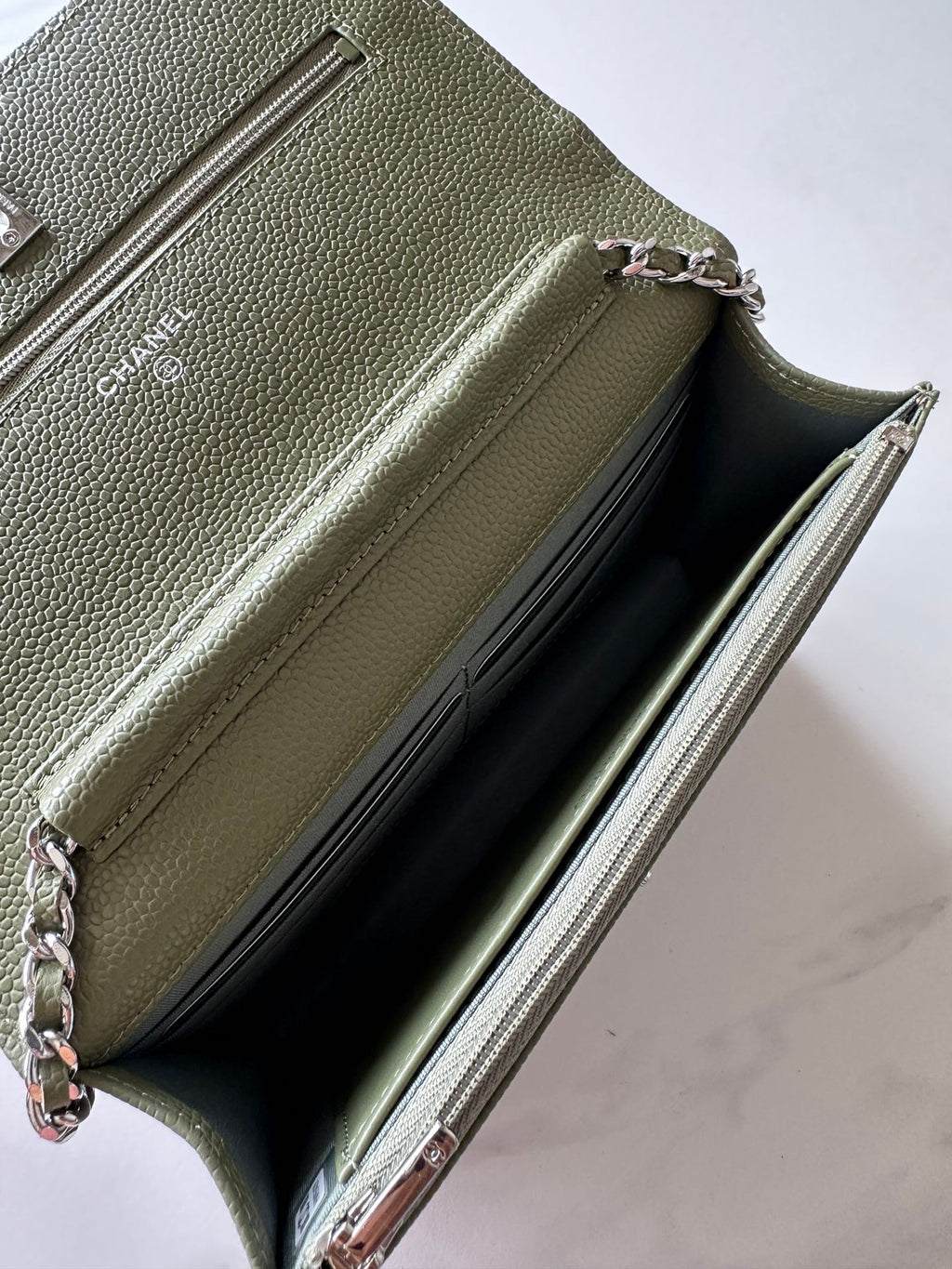 Quilted Classic Wallet on Chain