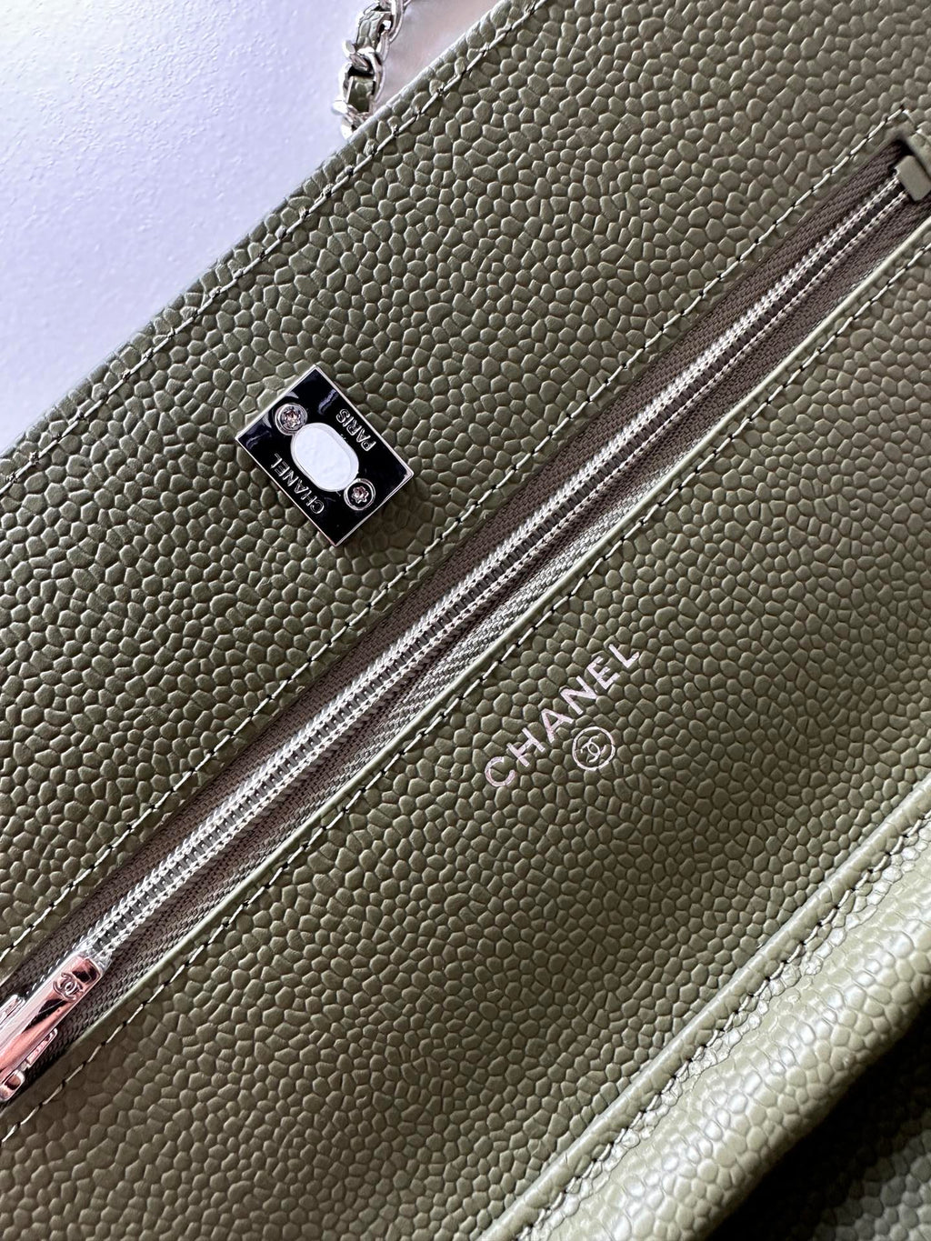 Quilted Classic Wallet on Chain