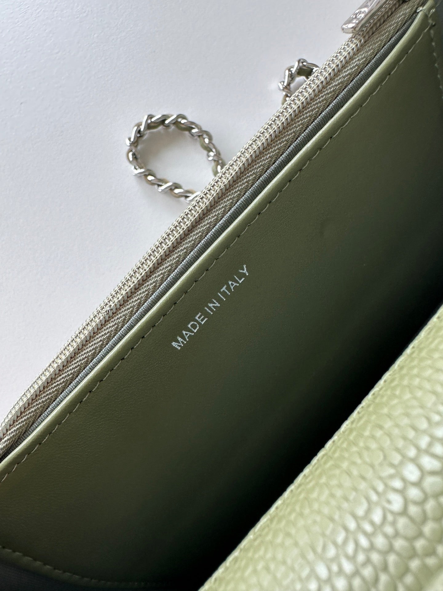 Quilted Classic Wallet on Chain