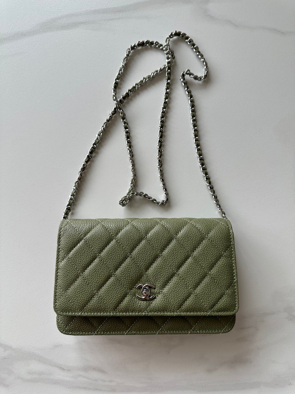 Quilted Classic Wallet on Chain