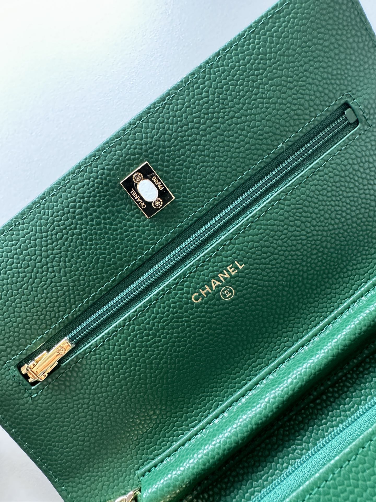 Quilted Classic Wallet on Chain