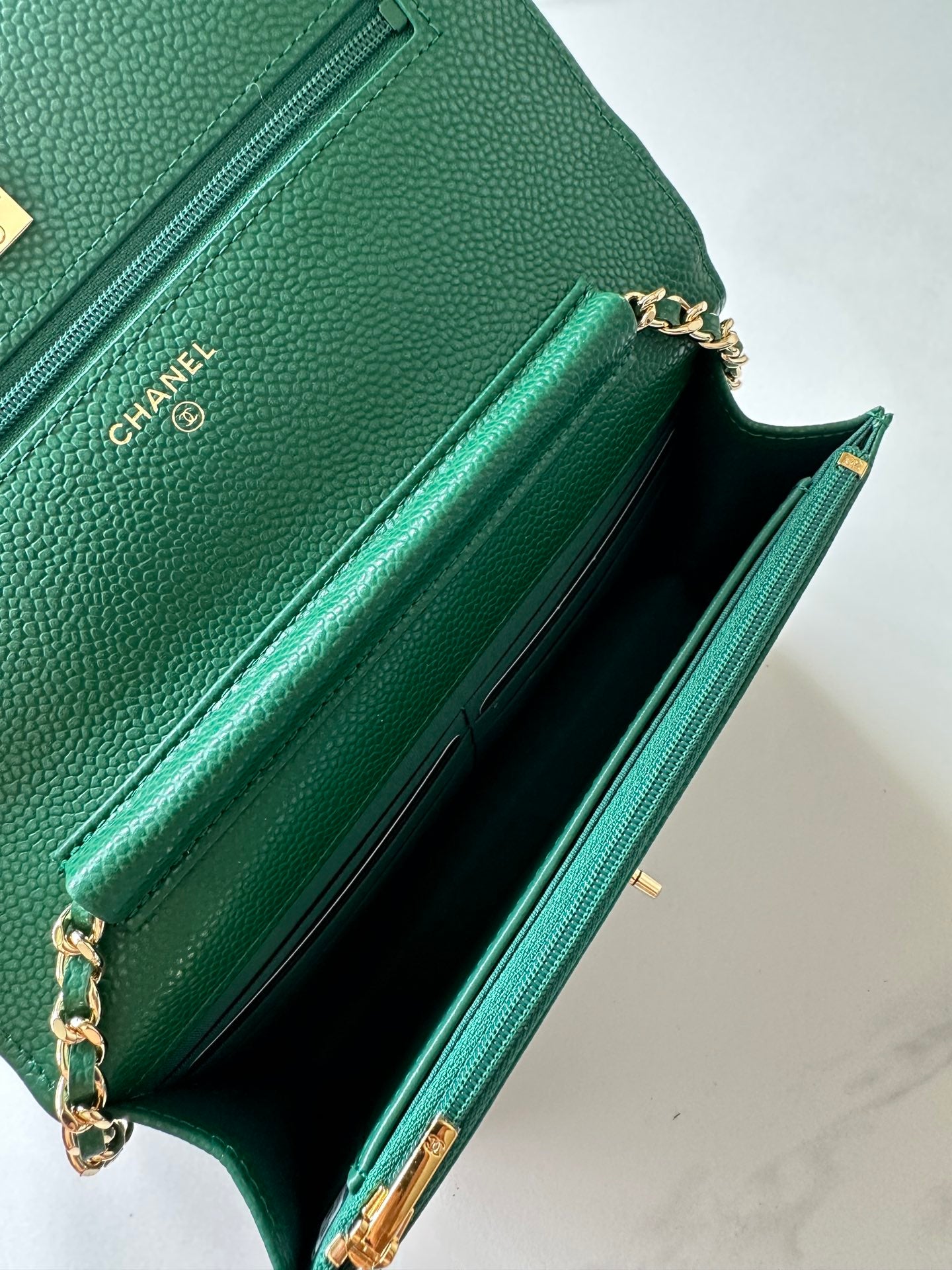 Quilted Classic Wallet on Chain