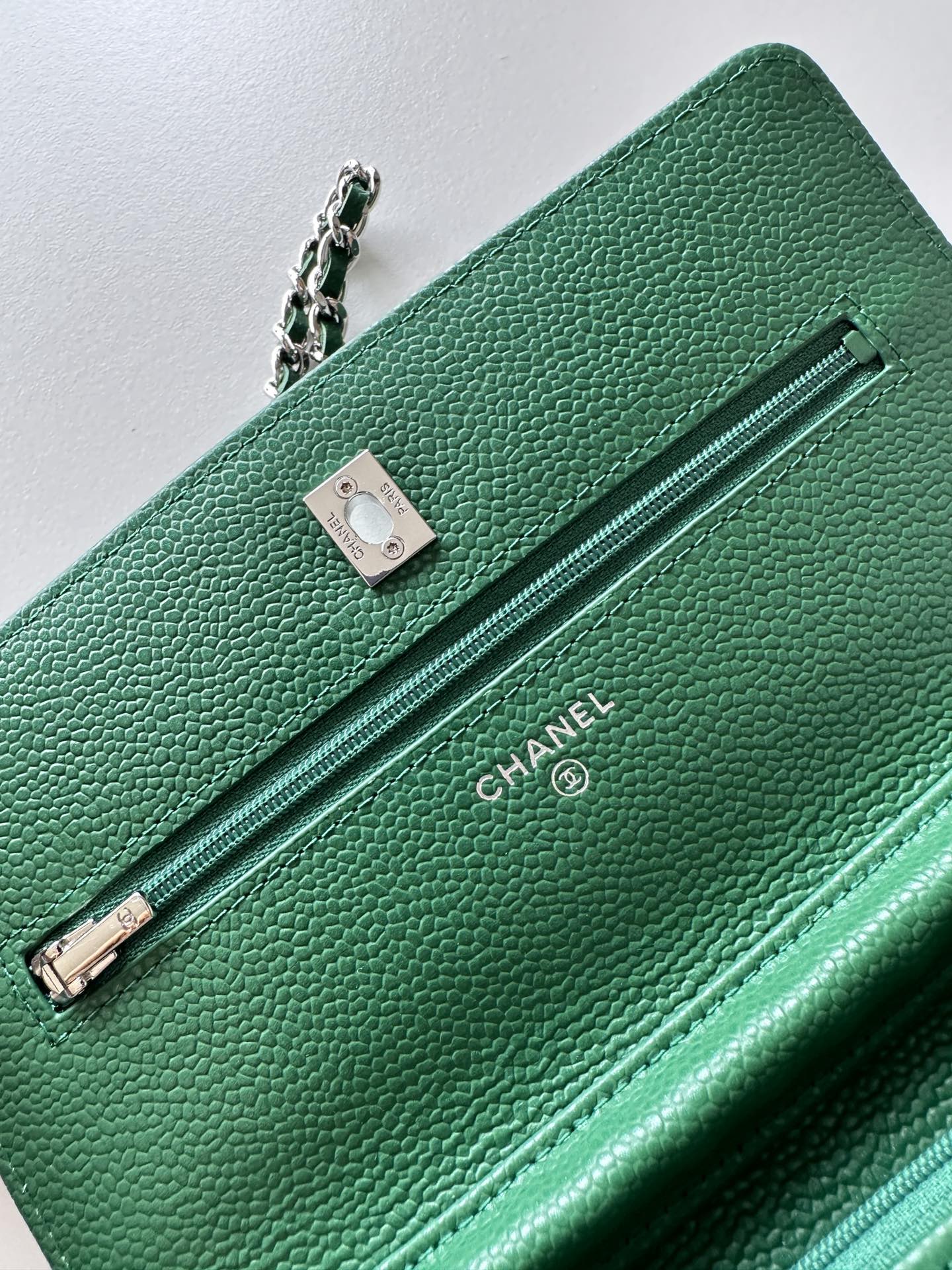 Quilted Classic Wallet on Chain