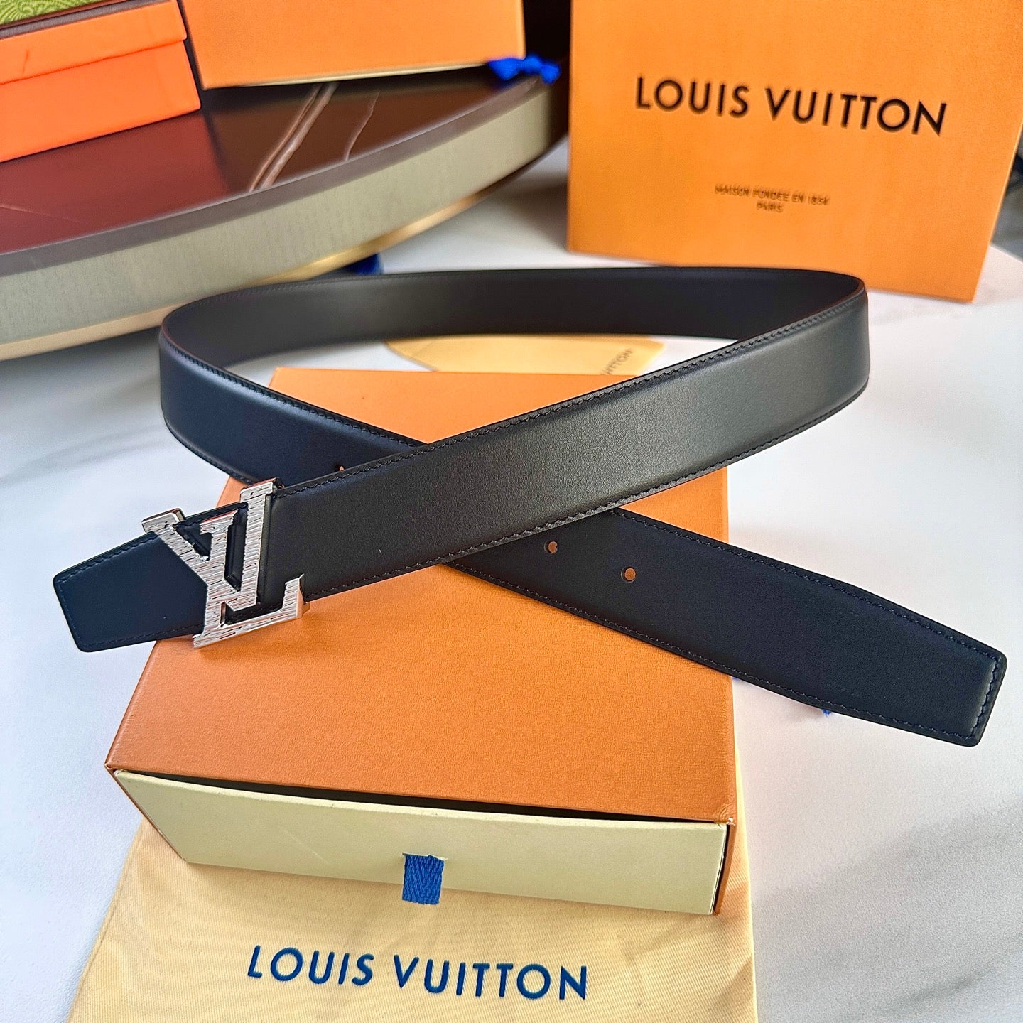 Men's Leather Belt with Silver LV-Style Buckle