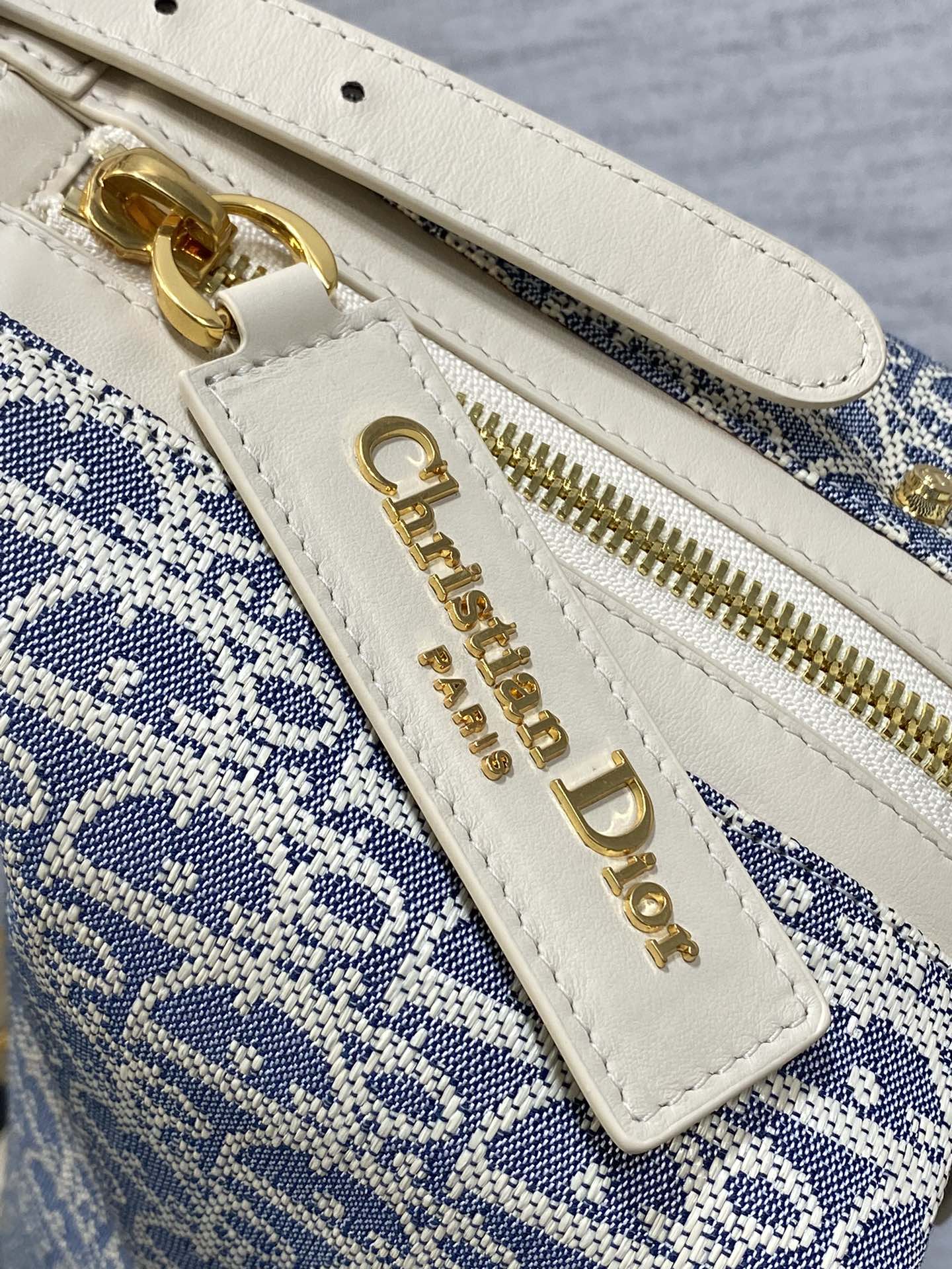 Journes Shoulder Bag