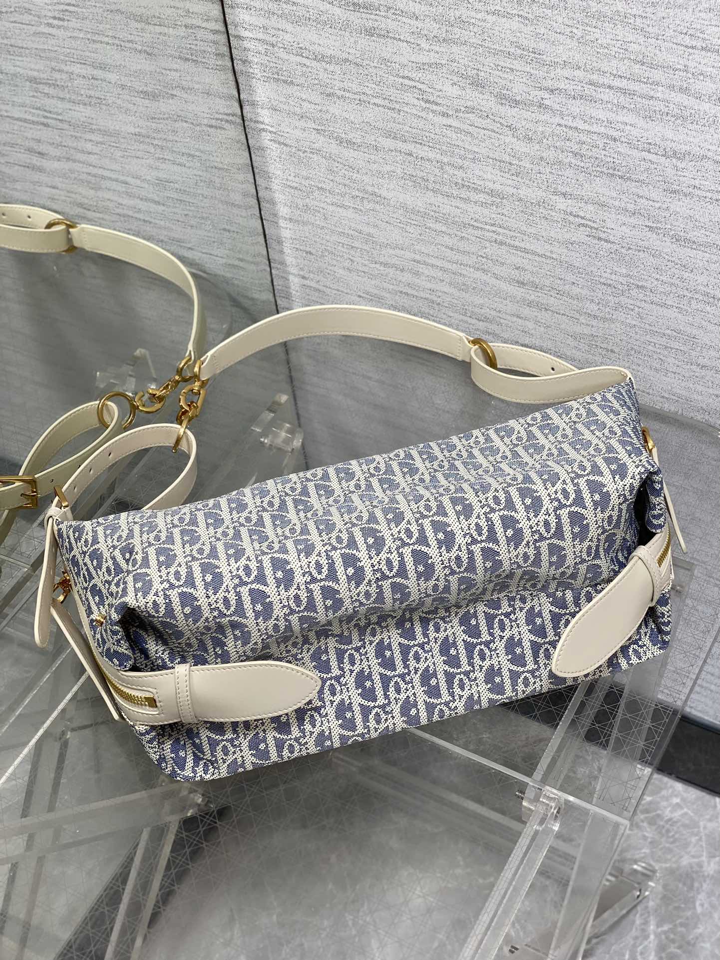 Journes Shoulder Bag