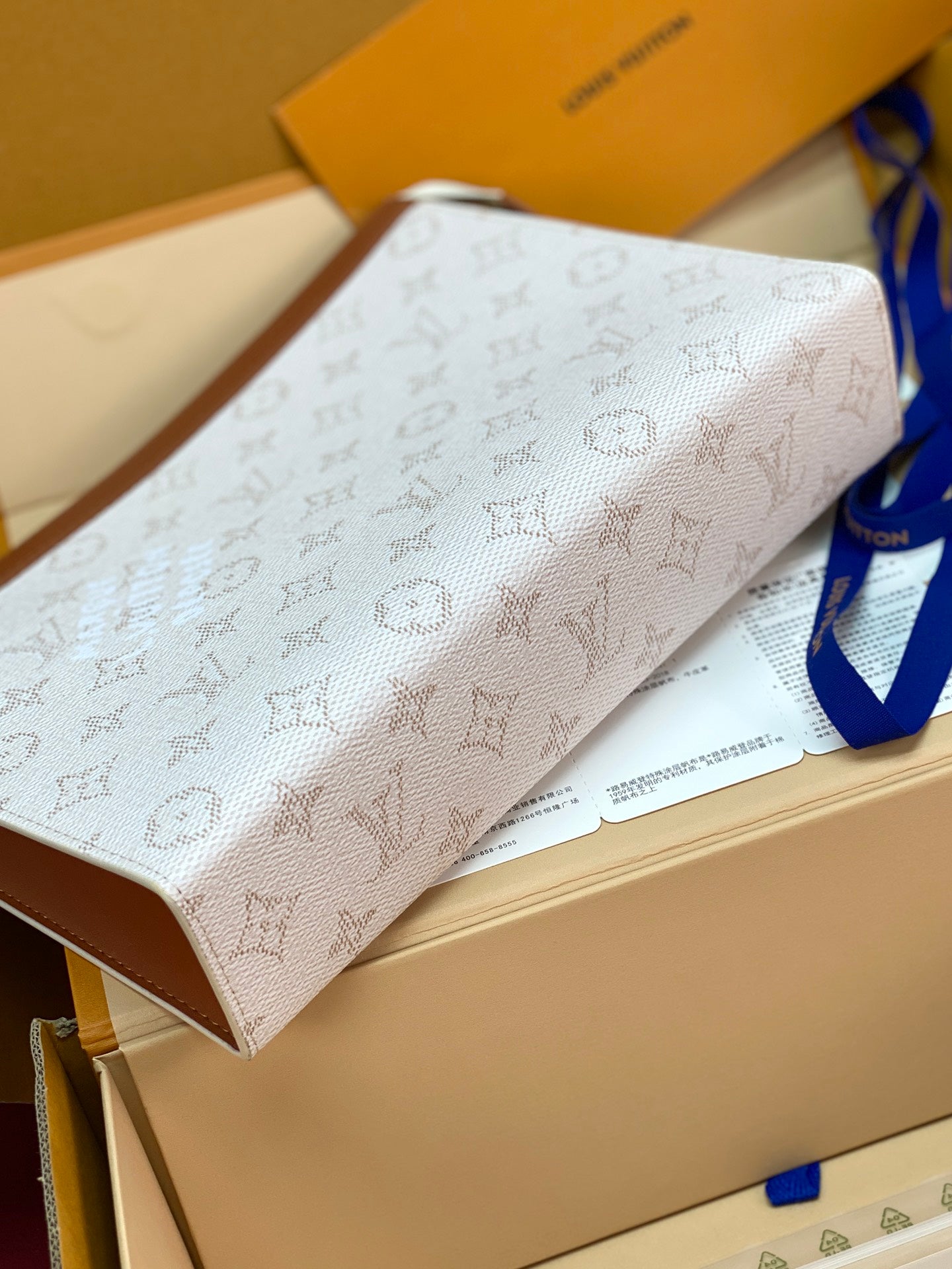 Pochette Voyage – Monogram Heritage Canvas