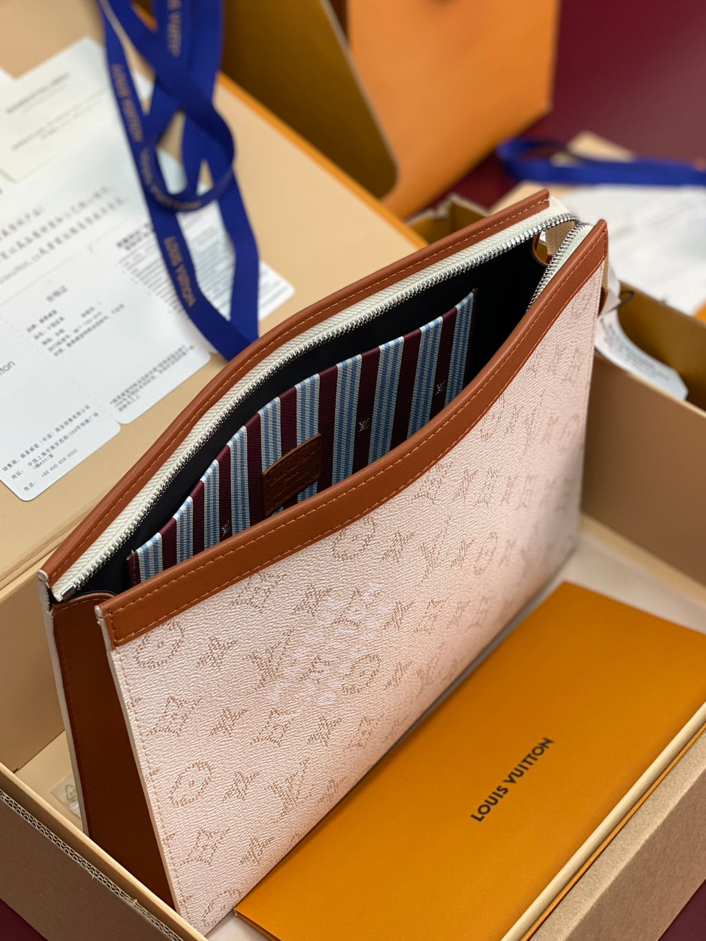 Pochette Voyage – Monogram Heritage Canvas