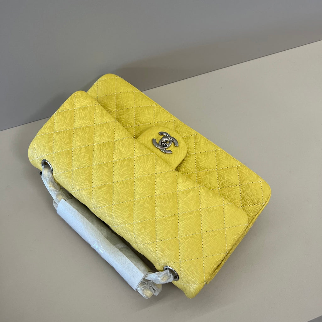 Caviar Leather Classic Double Flap Bag