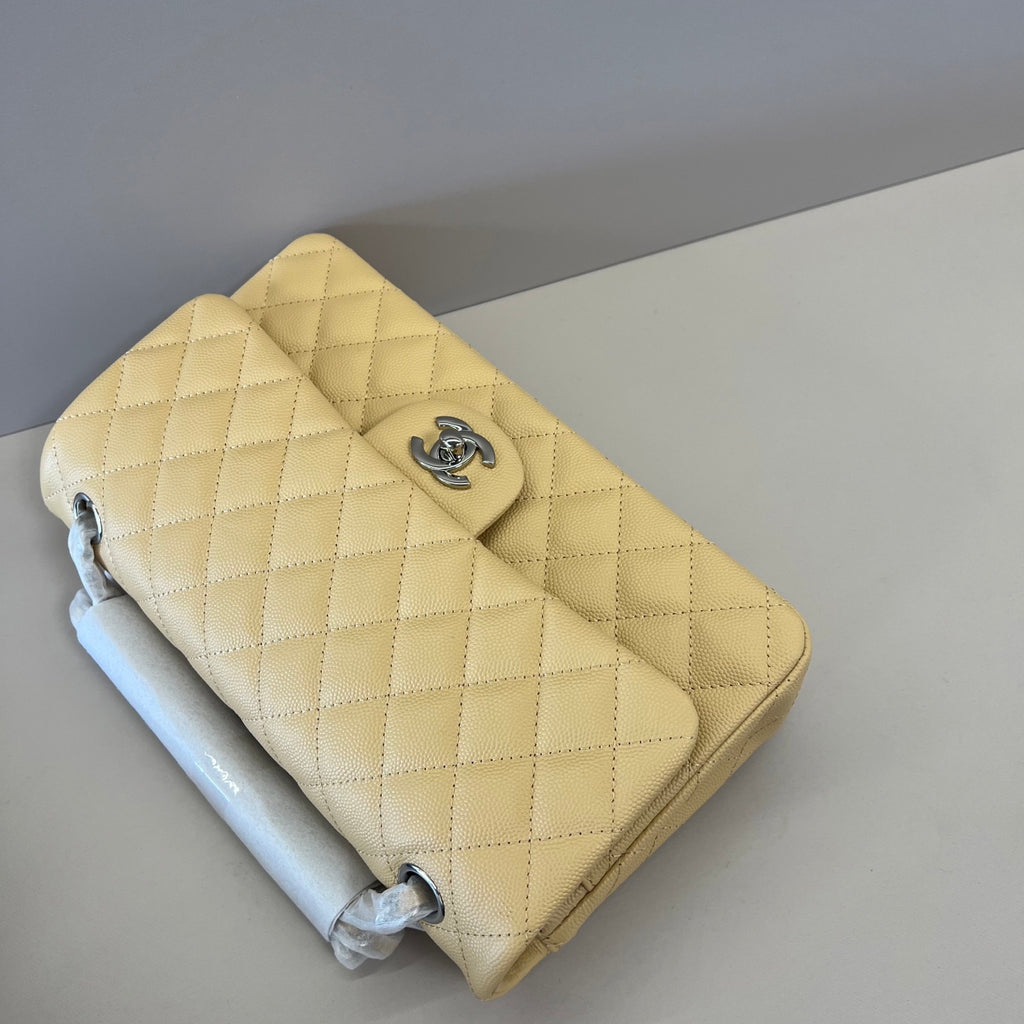 Caviar Leather Classic Double Flap Bag